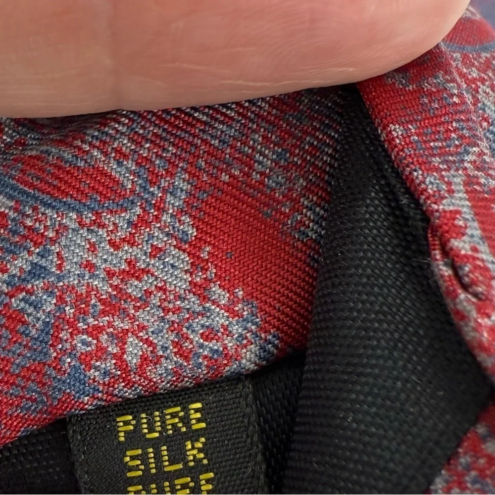 Fendi silk tie vintage 3”